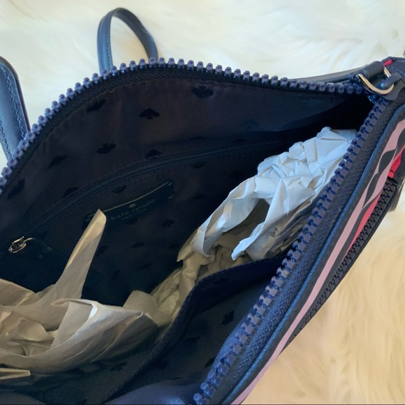 kate spade Bags Kate Spade Jae Flat Crossbody Bag Lip Print Nwt